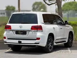 Toyota Land Cruiser VXR 2019